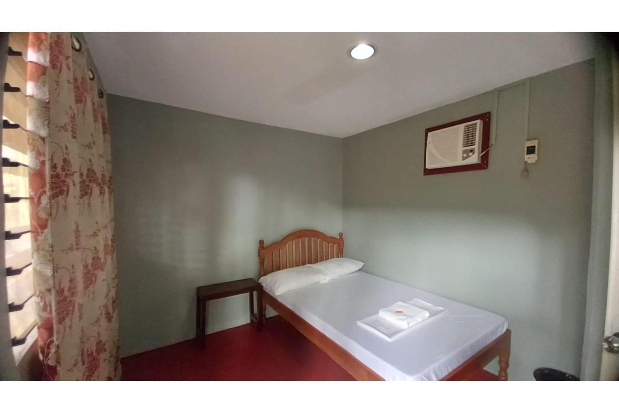 Oyo 671 Natua'S Cabin プエルト・プリンセサ エクステリア 写真